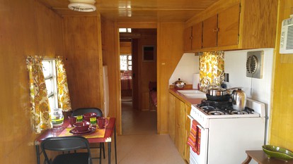 Vintage Trailer Vacation Rental with Mid-Century Decor near Salida, Colorado - Salida, Colorado - glamping.directory