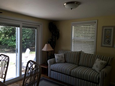 Cozy Cottage Rental with Lake Views and River Access in Sebastian, Florida - Sebastian, Florida - glamping.directory