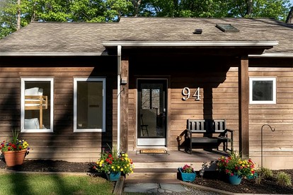 Luxury Mountain Cabin with Hot Tub & Panoramic Views Near Blue Ridge Parkway, Afton VA - glamping.directory