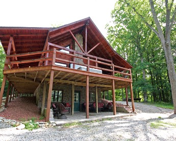 Luxury Lodge for Big Groups in Hocking Hills, Ohio - glamping.directory