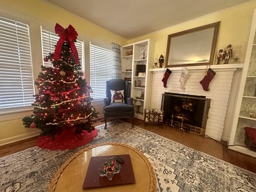 Charming Cozy Farmhouse with Animals for an Amazing Family Getaway near Hot Springs, Arkansas - Hot Springs National Park, Arkansas - glamping.directory