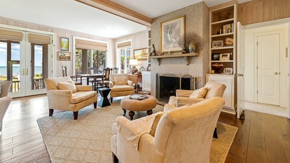 Luxurious Oceanfront Getaway with Stunning Views and Beach Access in Georgetown, South Carolina - Georgetown, South Carolina - glamping.directory