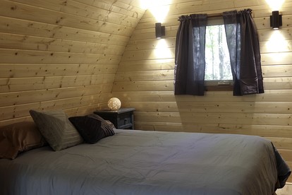 Luxurious White Pine Pod for Two Nestled in the Woods for an Unforgettable Glamping Getaway by Lake Superior in Wisconsin - Washburn, Wisconsin - glamping.directory