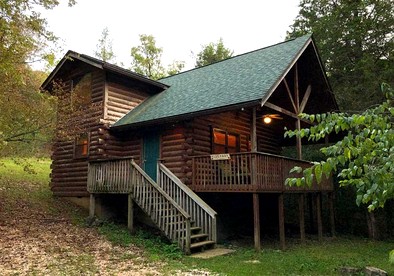 Phenomenal Cabin with Lofted Space and Views in Arkansas - Eureka Springs, Arkansas - glamping.directory