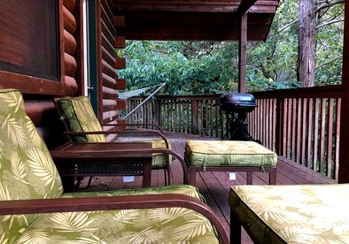 Phenomenal Cabin with Lofted Space and Views in Arkansas - Eureka Springs, Arkansas - glamping.directory