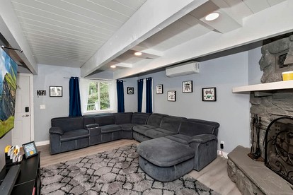 Newly Renovated Mountain Cabin with Epic Kids’ Slide Near Big Bear Lake, California - Big Bear, California - glamping.directory