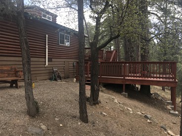 Rustic Family Cabin with a Luxurious Hot Tub in Ruidoso, New Mexico - Ruidoso, New Mexico - glamping.directory
