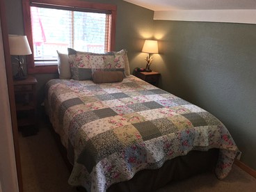 Rustic Family Cabin with a Luxurious Hot Tub in Ruidoso, New Mexico - Ruidoso, New Mexico - glamping.directory
