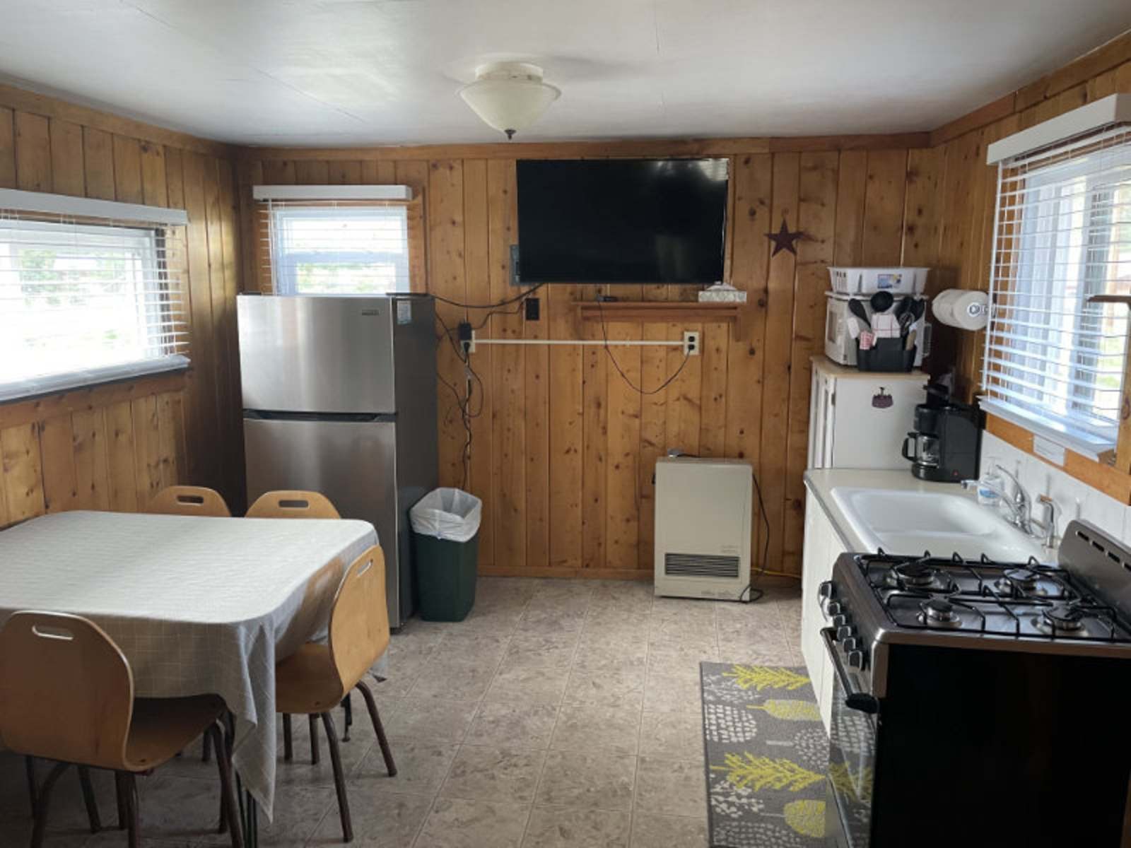 Aspen Ridge Cabins & Yurts - South Fork, Colorado - glamping.directory