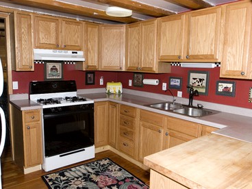 Forested Log Cabin Rental in Mountain Town for Weekend Trip from Denver - Allenspark, Colorado - glamping.directory