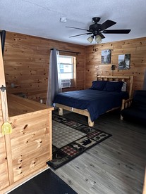 Lakefront Retreat: Cozy Cabin Along Michigan's Scenic Lake Huron Shoreline - Ocqueoc, Michigan - glamping.directory