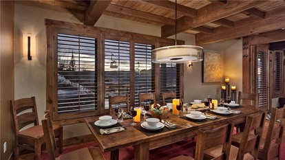 Hillside Vacation Rental with a Hot Tub near Lake Catamount, Colorado - Steamboat Springs, Colorado - glamping.directory