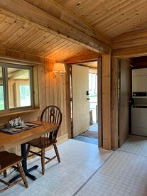Amazing Log Cabin with Stunning Views in Conner, Montana - Conner, Montana - glamping.directory