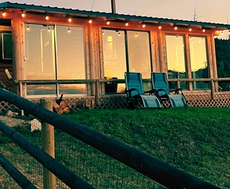 Amazing Log Cabin with Stunning Views in Conner, Montana - glamping.directory