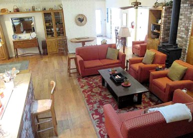 Spacious and Secluded Vacation Rental on a Picturesque Vineyard in Gold Country, California - Grass Valley, California - glamping.directory