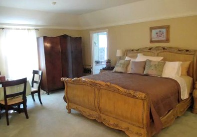 Spacious and Secluded Vacation Rental on a Picturesque Vineyard in Gold Country, California - Grass Valley, California - glamping.directory