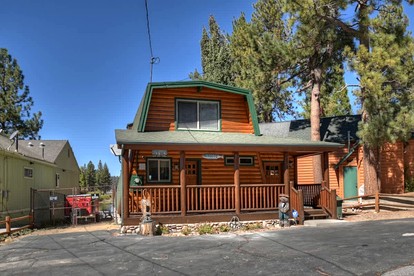 Cozy Lakefront Cabin with Firepit and Scenic Views near The Village in Big Bear, California - glamping.directory