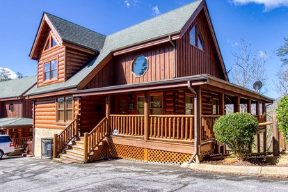 Pigeon Forge Log Cabin, for Family Glamping near Dollywood - glamping.directory