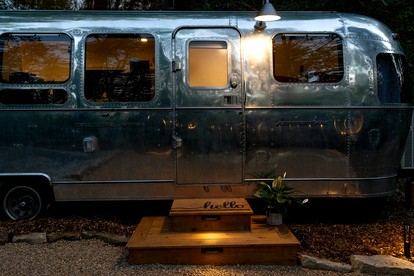Luxury Airstream Rental for Intimate Getaways to Pisgah Forest, North Carolina - Pisgah Forest, North Carolina - glamping.directory