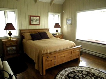Superb Mountain Getaway near Cherokee National Forest in Reliance, Tennessee - Reliance, Tennessee - glamping.directory