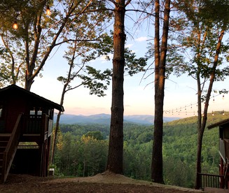 Treetop Cabin for the Ultimate Getaway near Lake Lure in Bostic, North Carolina - Rutherfordton, North Carolina - glamping.directory