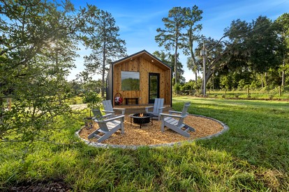 Relaxing and Fully Equipped Cabin in Lake City, Florida, near Ichetucknee Springs State Park - glamping.directory