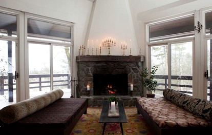 Spacious Berkshires Villa Rental for Groups in Taconic Mountains of Massachusetts - Sheffield, Massachusetts - glamping.directory