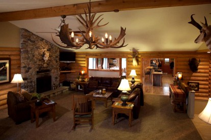 Luxury Lodge for Fishing Vacation with Professional Guides at Bighorn River, Montana - St. Xavier, Montana - glamping.directory