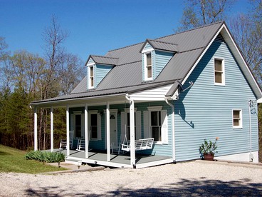 Beautiful Secluded Cottage in the Woods near the Red River Gorge in Kentucky - Beattyville, Kentucky - glamping.directory