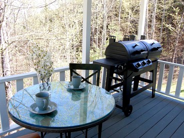 Beautiful Secluded Cottage in the Woods near the Red River Gorge in Kentucky - Beattyville, Kentucky - glamping.directory