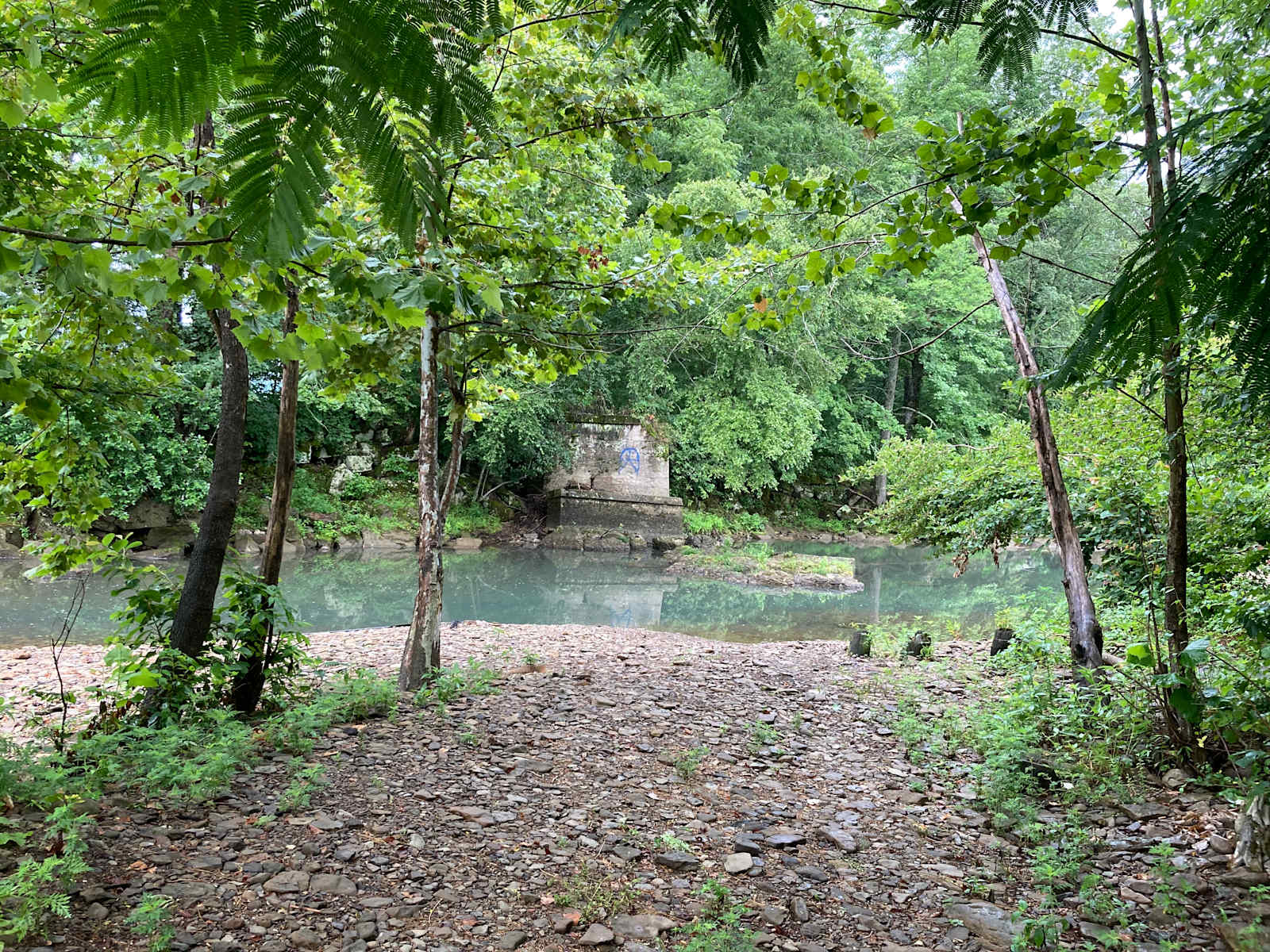 Ozark Base Camp - glamping.directory