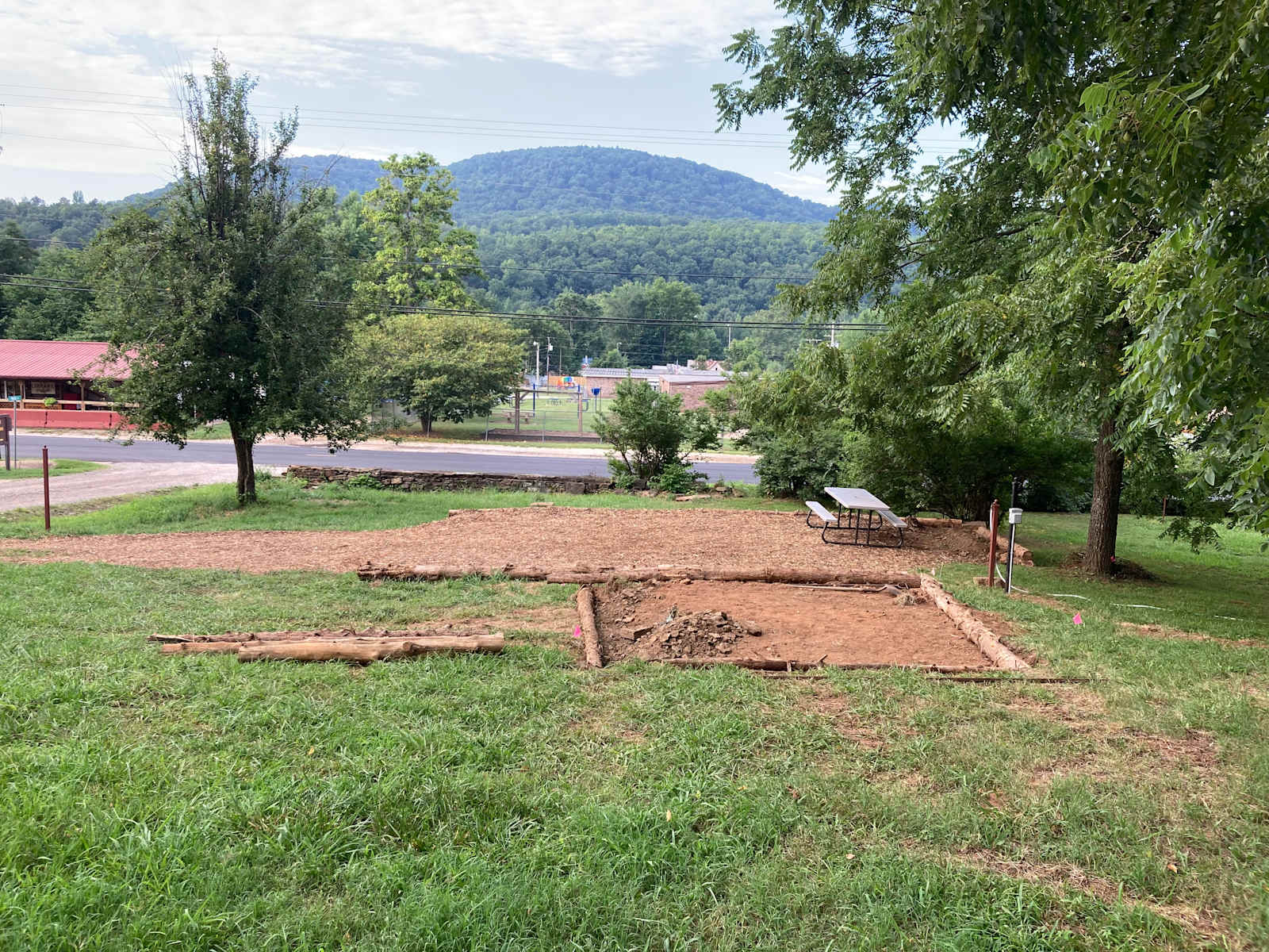 Ozark Base Camp - Saint Paul, Arkansas - glamping.directory