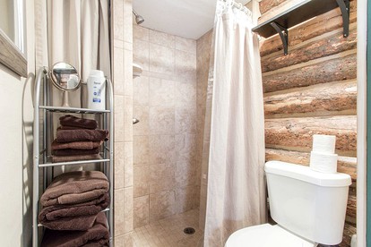 Cozy Cabin for a Romantic Getaway in Frisco, Colorado - Frisco, Colorado - glamping.directory