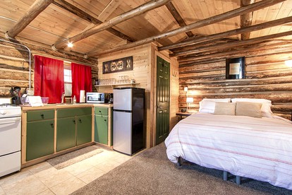 Cozy Cabin for a Romantic Getaway in Frisco, Colorado - Frisco, Colorado - glamping.directory