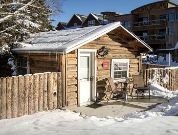 Cozy Cabin for a Romantic Getaway in Frisco, Colorado - glamping.directory