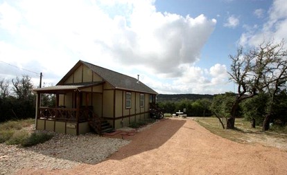 Charming Cabin Rental in Wine Country of Fredericksburg, Texas - glamping.directory