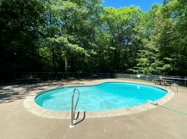 Family-Friendly Rental with Outdoor Pool in New Hampshire - glamping.directory