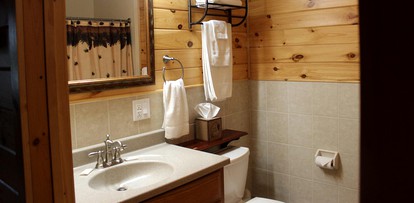 Flintstone Luxury Cabin for Fun Maryland Getaways - Flintstone, Maryland - glamping.directory