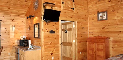 Flintstone Luxury Cabin for Fun Maryland Getaways - Flintstone, Maryland - glamping.directory