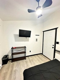 Charming Micro Cabin Stay with Dedicated Play Area and Quick Access to River in Houston, Alaska - Houston, Alaska - glamping.directory