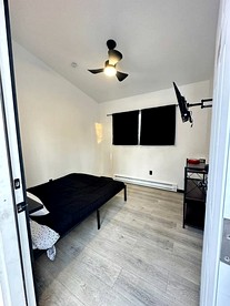Charming Micro Cabin Stay with Dedicated Play Area and Quick Access to River in Houston, Alaska - Houston, Alaska - glamping.directory