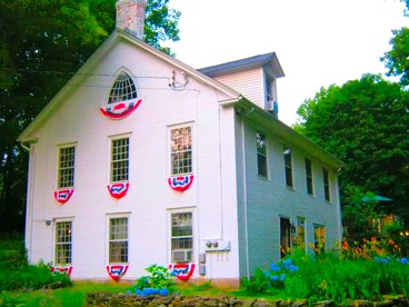 Weekend Getaway in a Charming Bed and Breakfast near Shenipsit State Forest, Connecticut - Stafford Springs, Connecticut - glamping.directory