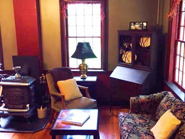 Weekend Getaway in a Charming Bed and Breakfast near Shenipsit State Forest, Connecticut - Stafford Springs, Connecticut - glamping.directory