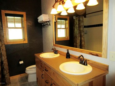 Cozy Lodge Rental near Bitterroot Valley, Montana - Darby, Montana - glamping.directory