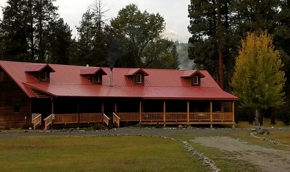 Cozy Lodge Rental near Bitterroot Valley, Montana - glamping.directory