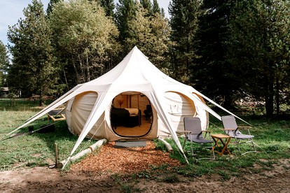 Roomy Family Bell Tent in Island Park, Idaho and near Harriman State Park - Island Park, Idaho - glamping.directory