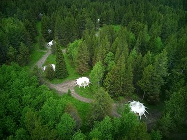 Roomy Family Bell Tent in Island Park, Idaho and near Harriman State Park - Island Park, Idaho - glamping.directory