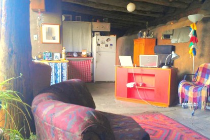 Unique Getaway with Mountain Views in Taos, New Mexico - Taos, New Mexico - glamping.directory
