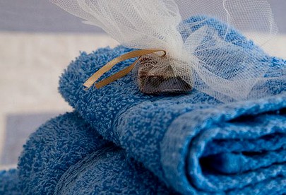 Romantic Getaway Accommodation for Two in Yellowstone County, Montana - Hungry Horse, Montana - glamping.directory