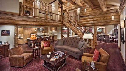 Rustic Vacation Rental with Exposed Log Beams near the Steamboat Ski Area, Colorado - Steamboat, Colorado - glamping.directory